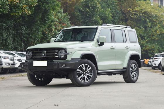 Tank 300 büyük suv Yakıtla Çalışan Araba 5 Kapı 25 Mpg Satılık